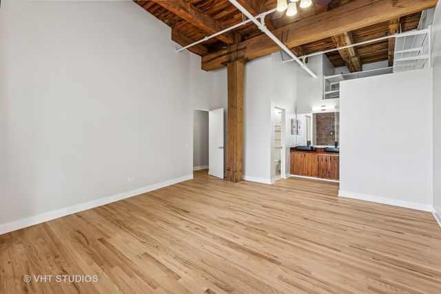 331 S PEORIA Street 206, Chicago, IL 60607