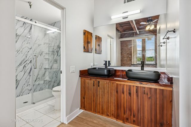 331 S PEORIA Street 206, Chicago, IL 60607