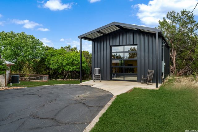 104 WILD CHERRY LN, Boerne, TX 78006