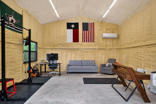 104 WILD CHERRY LN, Boerne, TX 78006