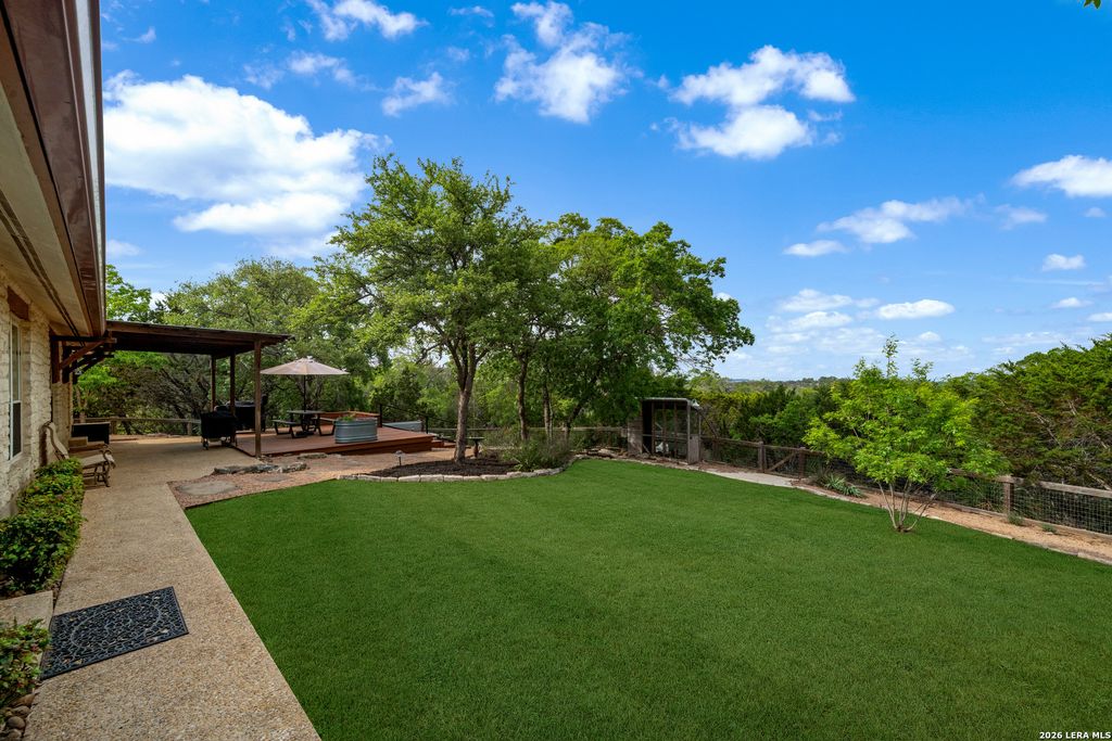 104 WILD CHERRY LN, Boerne, TX 78006