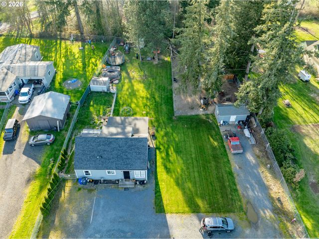 17673 S HATTAN Rd, Oregon City, OR 97045