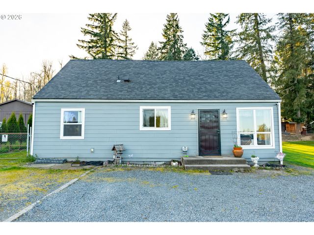 17673 S HATTAN Rd, Oregon City, OR 97045