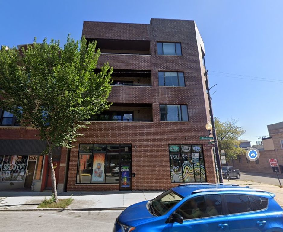 2933 N Milwaukee Avenue, Chicago, IL 60618