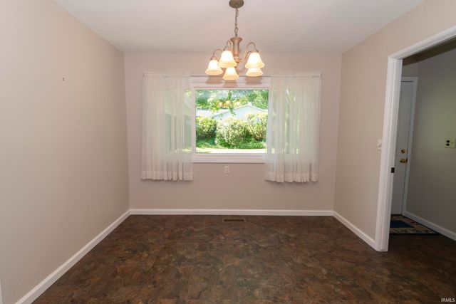 1936 Piedmont Way, South Bend, IN 46614