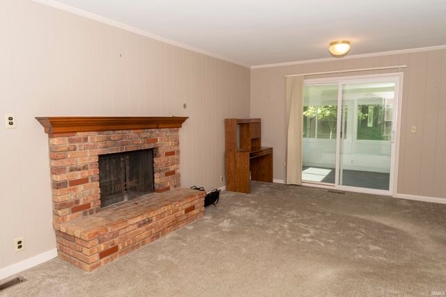 1936 Piedmont Way, South Bend, IN 46614
