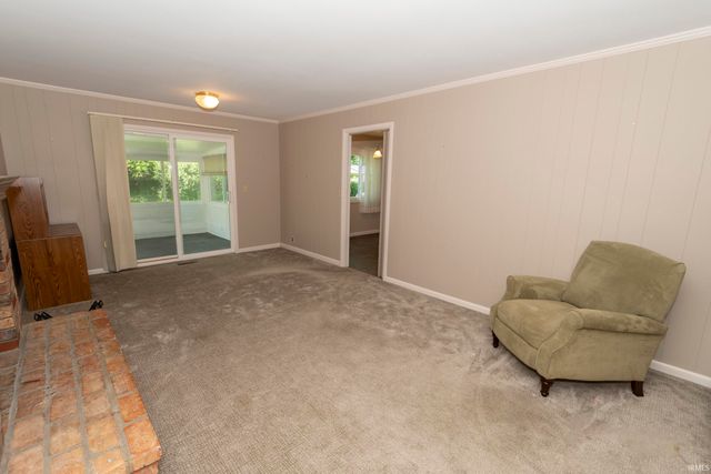 1936 Piedmont Way, South Bend, IN 46614