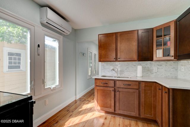 425 N Oleander Avenue, Daytona Beach, FL 32118