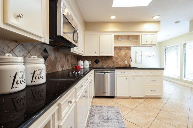 14015 Swiss Hill Drive, Houston, TX 77077