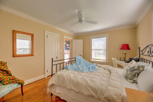 1005 S Crest Road, Rossville, GA 30741