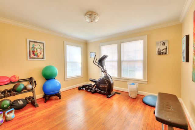 1005 S Crest Road, Rossville, GA 30741