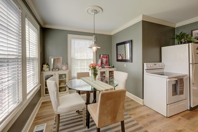 1005 S Crest Road, Rossville, GA 30741