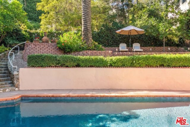 2001 Holly Hill Terrace, Los Angeles, CA 90068