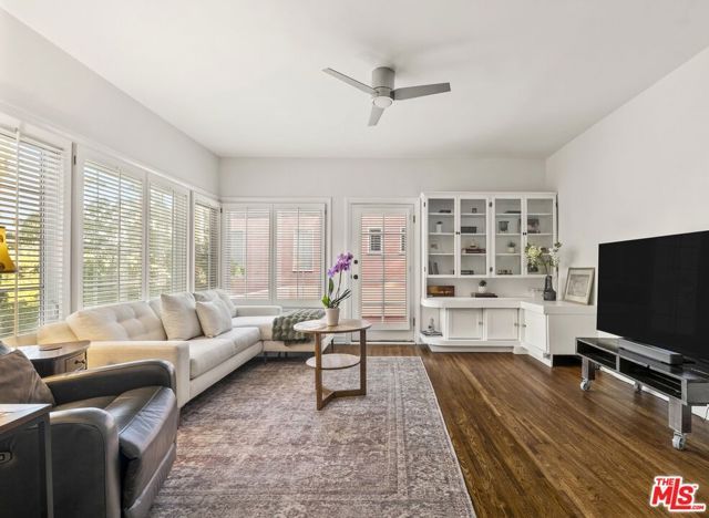 2001 Holly Hill Terrace, Los Angeles, CA 90068
