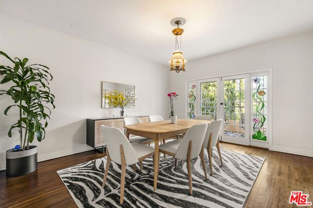 2001 Holly Hill Terrace, Los Angeles, CA 90068