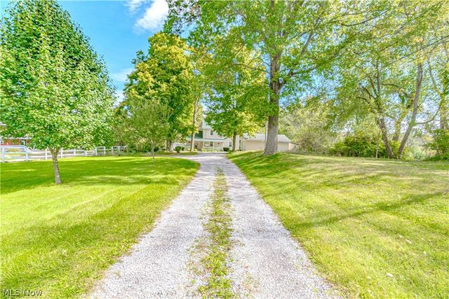 8600 High Mill Avenue NW, Canal Fulton, OH 44614