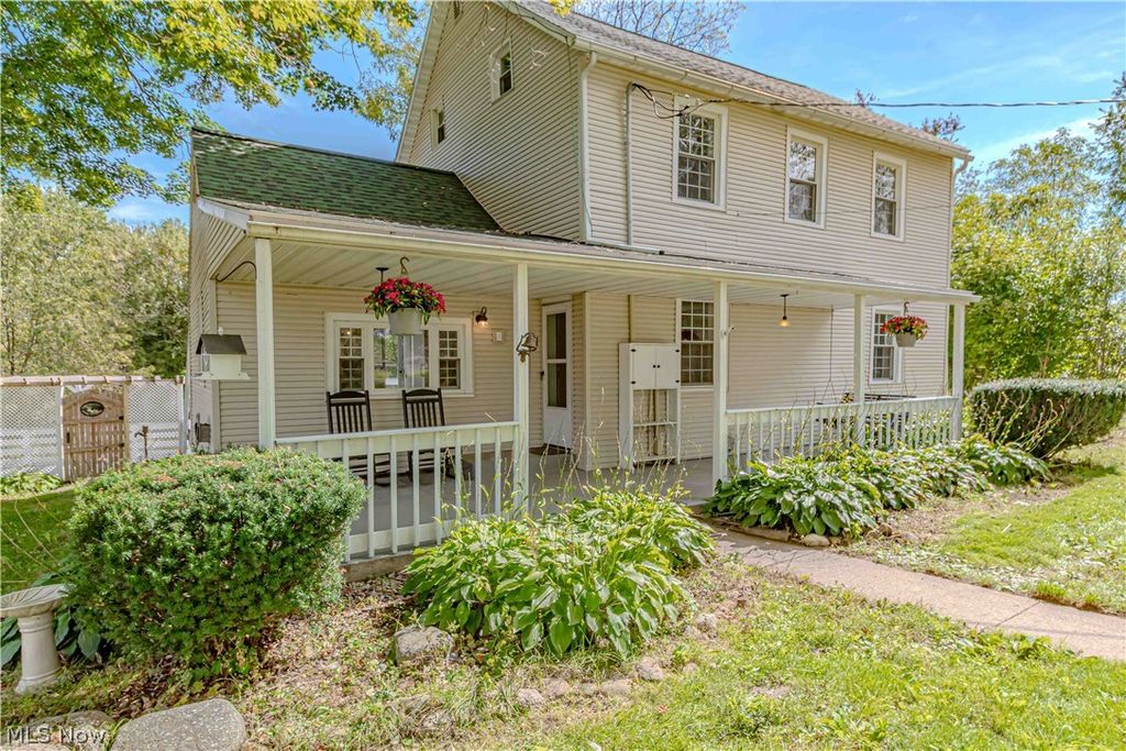 8600 High Mill Avenue NW, Canal Fulton, OH 44614