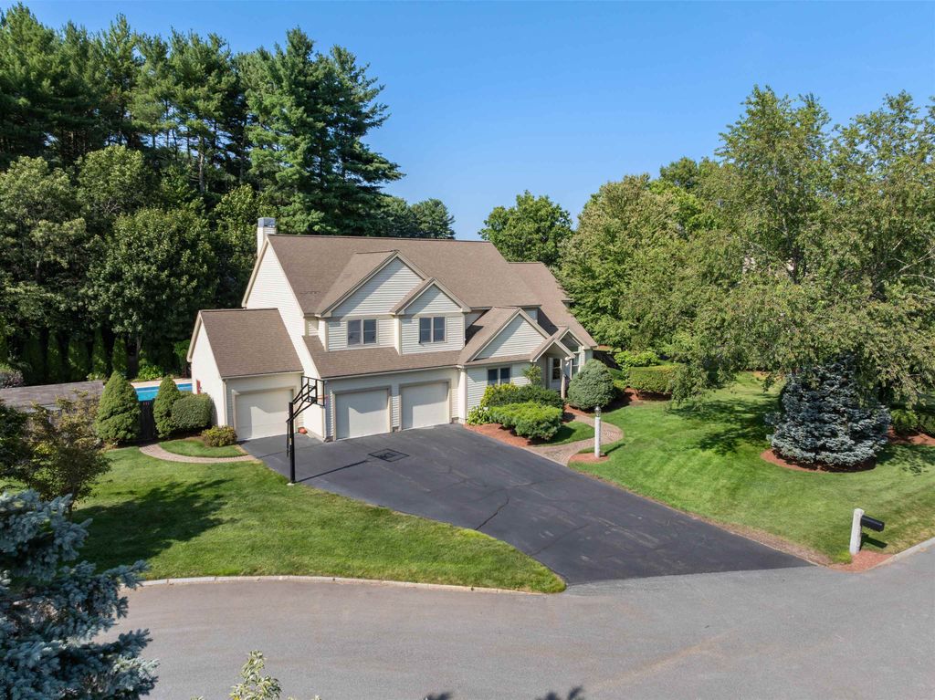 19 Lojko Drive, Nashua, NH 03062