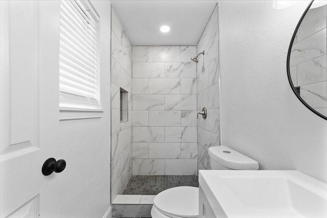 1628 Americana Boulevard, Blue Mound, TX 76131