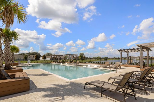 908 Elliston Dr, Gonzales, LA 70737