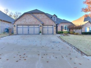 3309 Lakeshire Ridge Way, Edmond, OK 73034