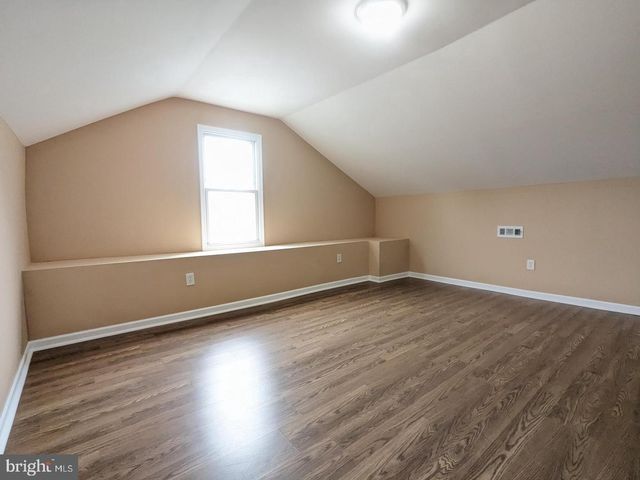 252 WINDERMERE AVE, Lansdowne, PA 19050