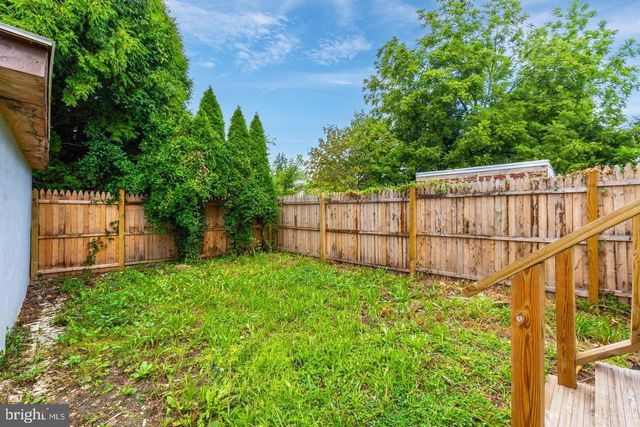 252 WINDERMERE AVE, Lansdowne, PA 19050