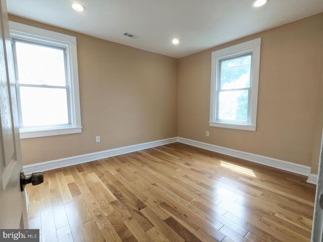252 WINDERMERE AVE, Lansdowne, PA 19050