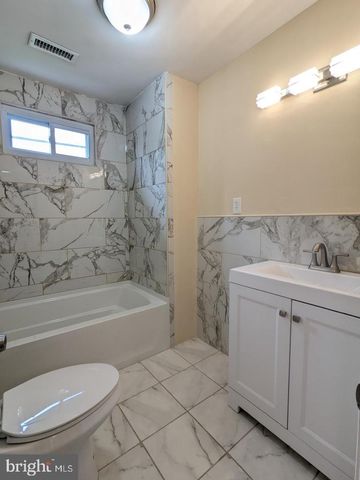 252 WINDERMERE AVE, Lansdowne, PA 19050