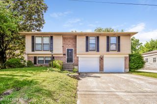 1042 Cristland Rd, Louisville, KY 40214