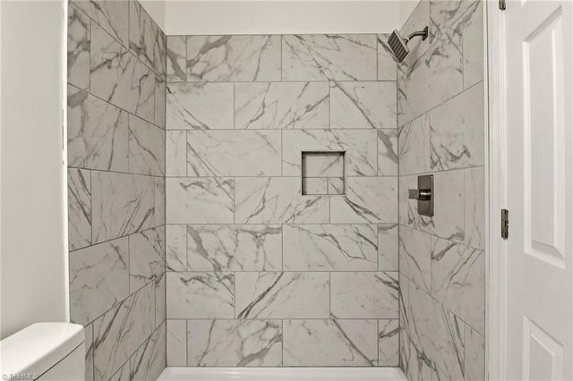 4217 Chilton Way, High Point, NC 27265