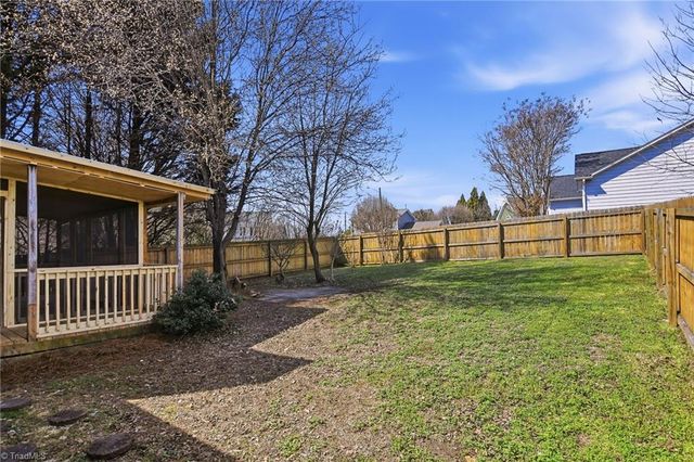 4217 Chilton Way, High Point, NC 27265