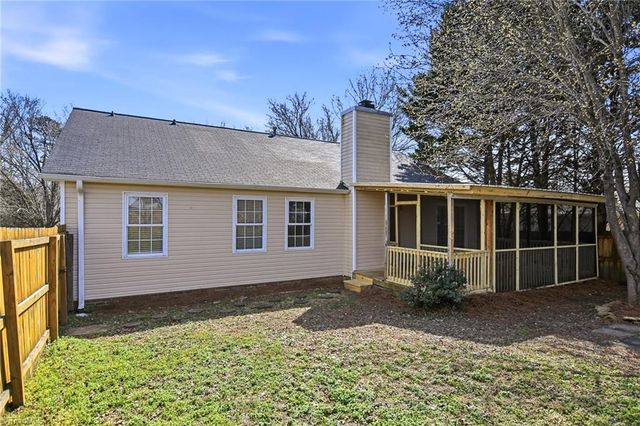 4217 Chilton Way, High Point, NC 27265