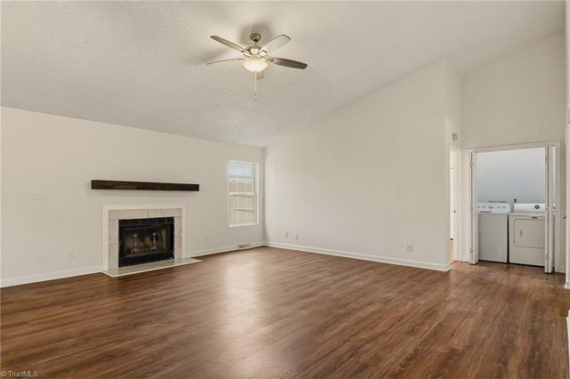 4217 Chilton Way, High Point, NC 27265