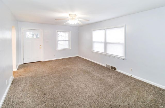 2438 N Governor Street, Evansville, IN 47711