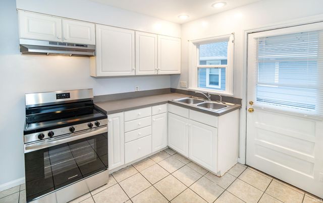 2438 N Governor Street, Evansville, IN 47711