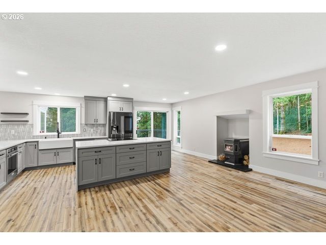 3708 Ne 292ND Ave, Camas, WA 98607