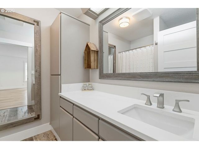 3708 Ne 292ND Ave, Camas, WA 98607