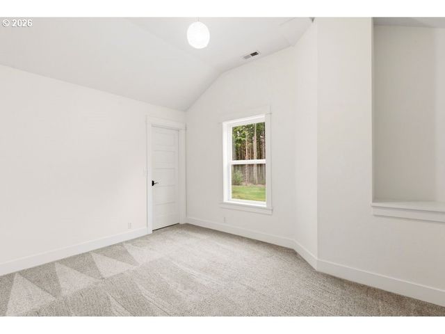 3708 Ne 292ND Ave, Camas, WA 98607