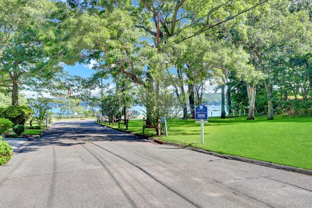 66 Washington Street, Setauket, NY 11733