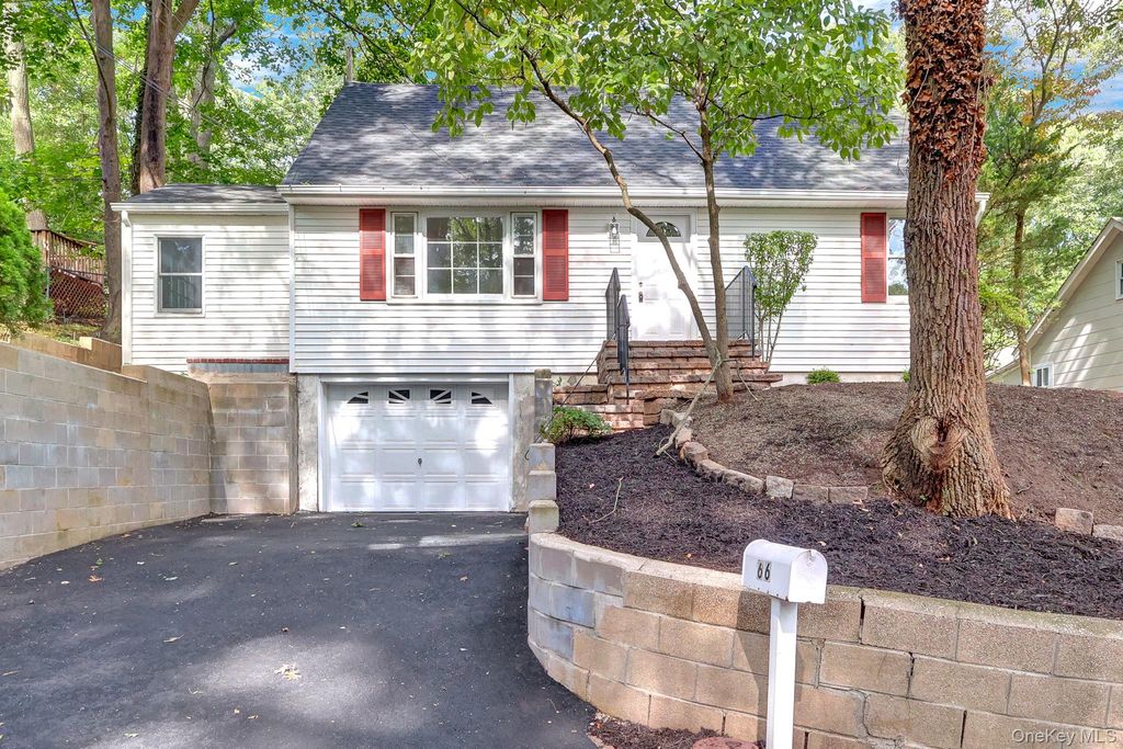 66 Washington Street, Setauket, NY 11733 — photo 4