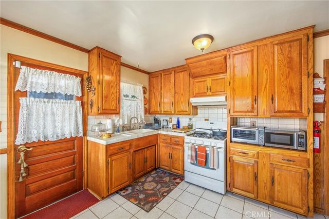 14719 Boyle, Fontana, CA 92337