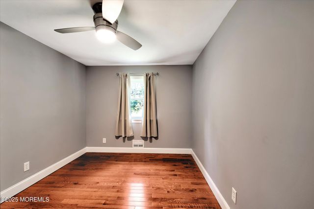 88 Dutch Lane Road, Marlboro, NJ 07746