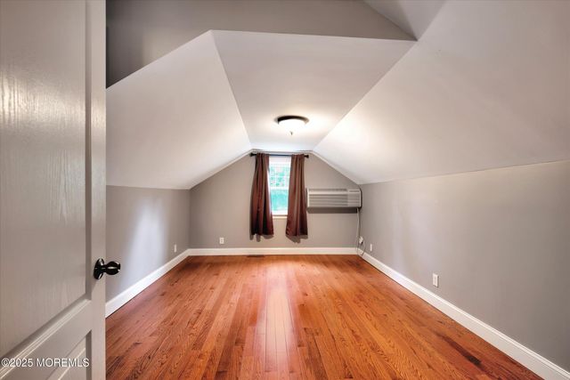 88 Dutch Lane Road, Marlboro, NJ 07746