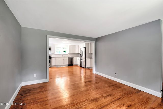 88 Dutch Lane Road, Marlboro, NJ 07746