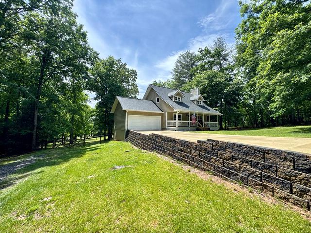28 Rothgeb Ridge Road, Blairsville, GA 30512