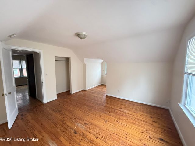 1770 Wilart Dr, Louisville, KY 40210