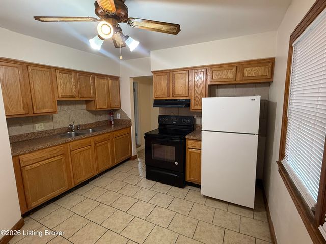 1770 Wilart Dr, Louisville, KY 40210