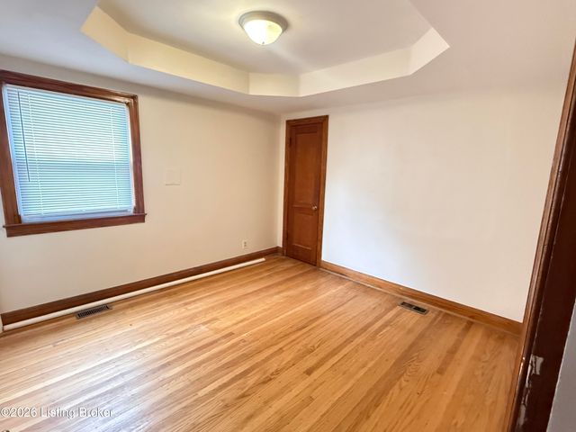 1770 Wilart Dr, Louisville, KY 40210
