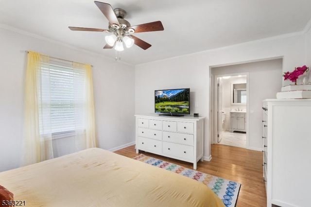 4 Grove St, Hampton Twp., NJ 07860